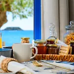 Hermes Seaview House *